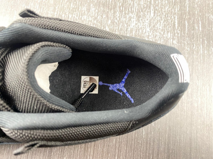 Air Jordan 11 Space Jam FV5104-004