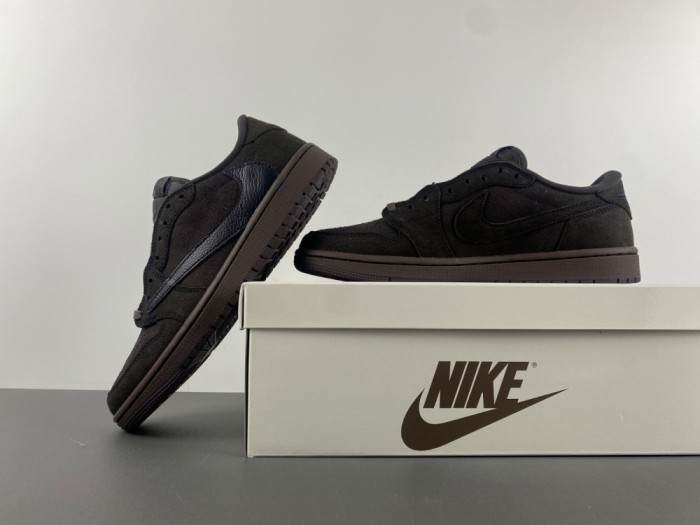 Travis Scott x Air Jordan 1 Low OG DM7866-202