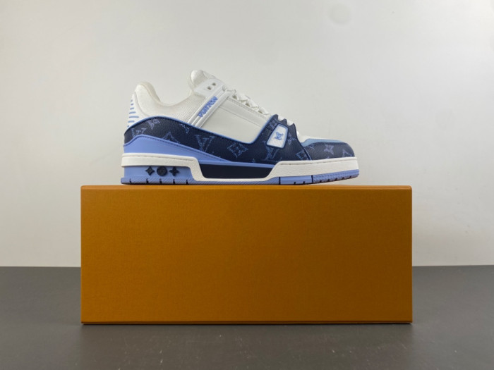 l0vis Vvtt0n lv trainer