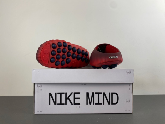Nike Mind 001 