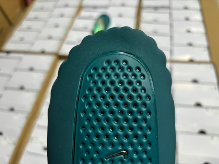 Nike Mind 001 