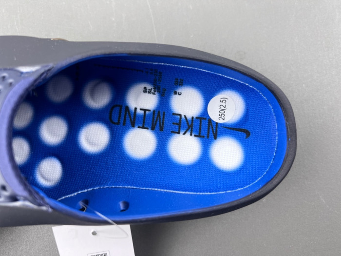 Nike Mind 001 